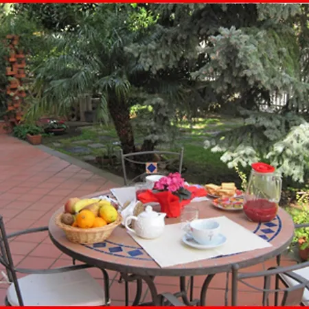 فندق مبيت وإفطار Casa Di Mari Aci SantʼAntonio